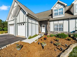 19 Heron Cove Loop #B, Hickory, NC 28601