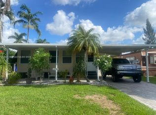 Heritage City Sec 1, Pembroke Pines, FL 33029
