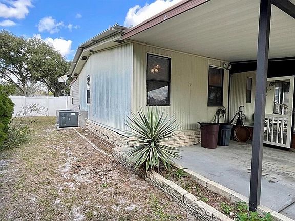 2nd image of 36335 Bonney Dr