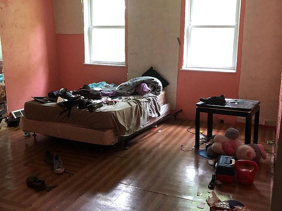 5th image of 4320 Germantown Ave