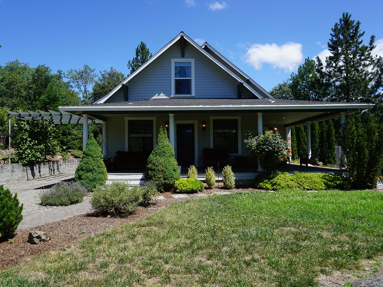 42 SW Leonard St, Grants Pass, OR 97526 Zillow