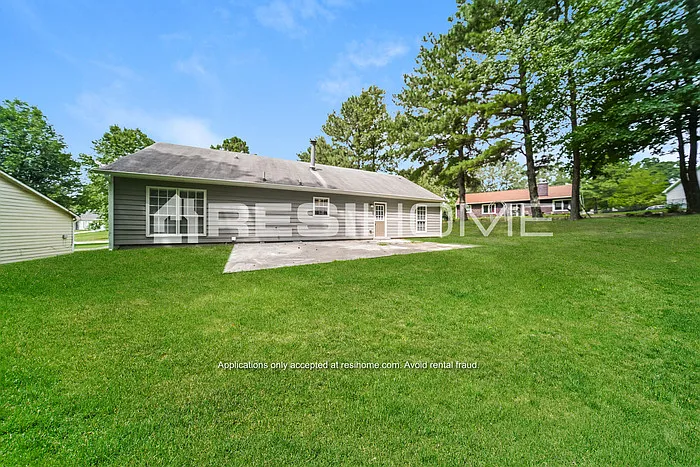 2670 Woodward Rd — Photo 13
