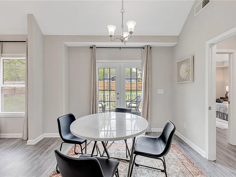 4669 Emerald Willow Dr — Photo 10