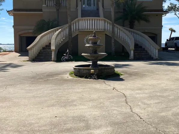 15105 Hummingbird Ln, Biloxi, MS 39532