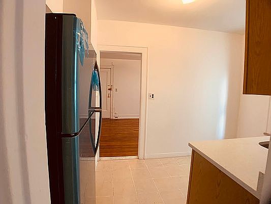 4th image of 21-31 27th St #4BB