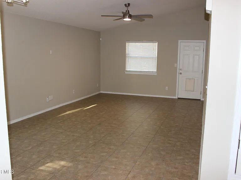 13978 Vaquero Rock Dr — Photo 8