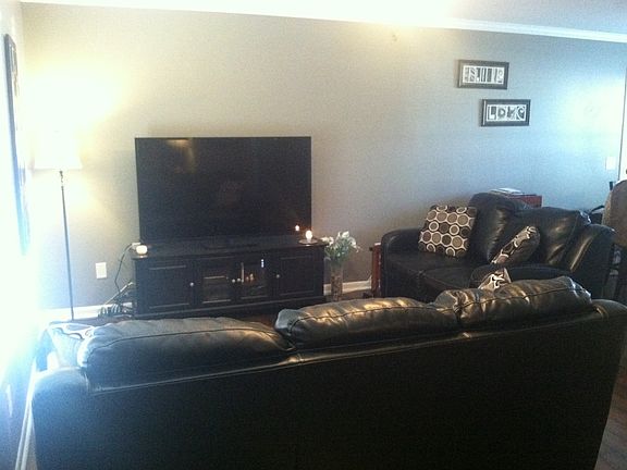 4th image of 1211 SW Fairfax Gln