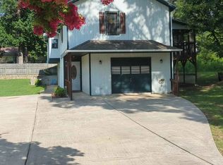 6868 Pawnee Trl SE, Acworth, GA 30102