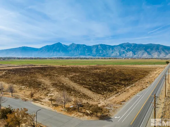 1701 Buckeye Rd, Minden, NV 89423