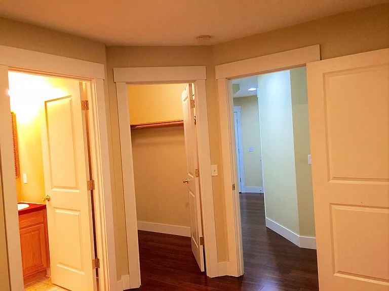 3835 NE 125th St #B — Photo 12