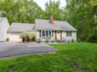 19 Rosewood Cir #19, Kennebunk, ME 04043