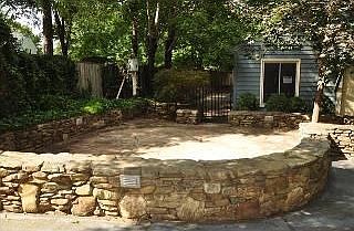 3rd image of 2821 Patio Ln
