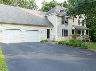1 Beverly Ln, Gorham, ME 04038