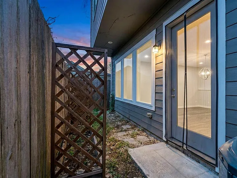 802 Berry Sage Ln — Photo 25