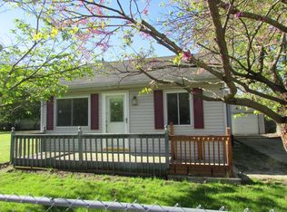 1446 James St, Burton, MI 48529
