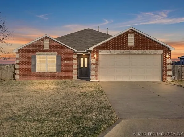 9278 S 254th East Ave, Broken Arrow, OK 74014