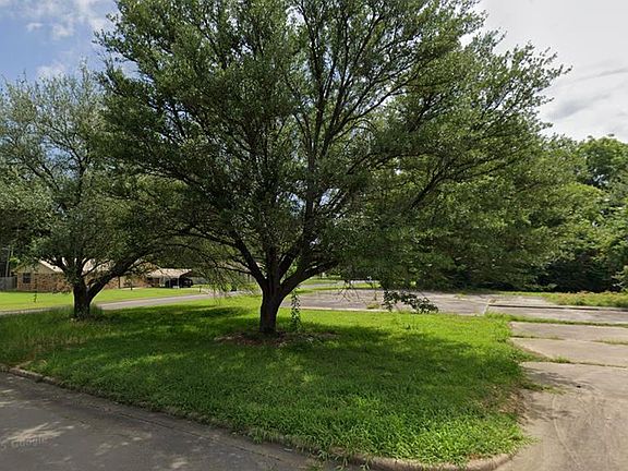 5th image of 0 Sylvia St