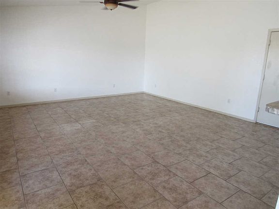 4th image of 6358 E 42nd Ln