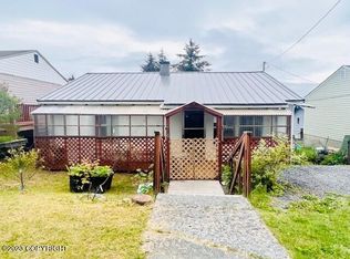514 Hillside Dr, Kodiak, AK 99615