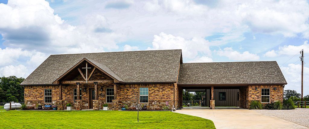 948 County Road 1240 - Property Image