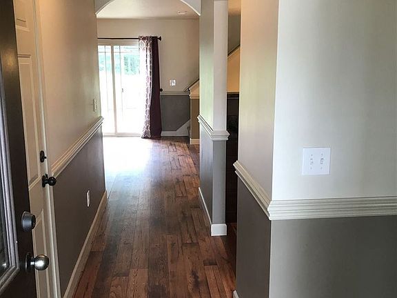 3rd image of 536 Wesberry Cir