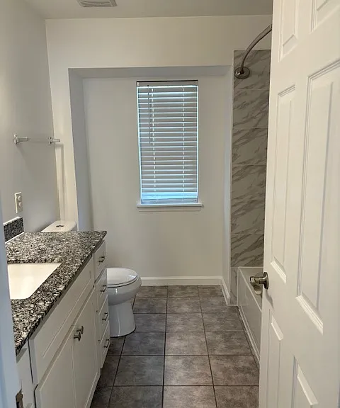 15472 Jost Main St — Photo 11