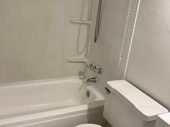 3rd image of 1609 McKool Ave #1609