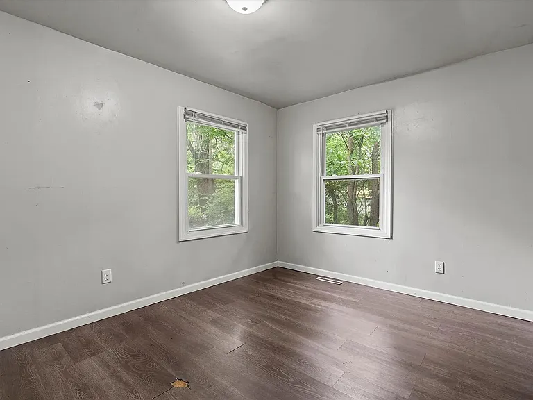 2568 W 19th Pl — Photo 8