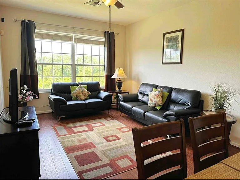 2310 Silver Palm Dr #302 — Photo 4