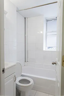 Rented by Pink Stone Realty LLC | media 20