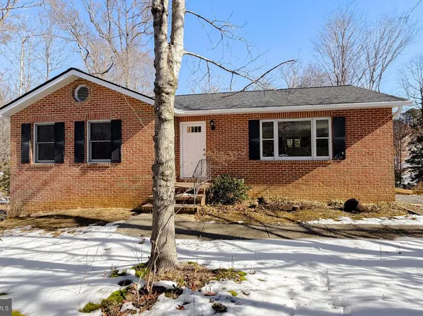 420 Council Bluffs Ct, Lusby, MD 20657