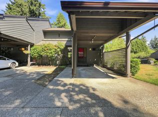 15945 Alder Pl, Surrey, BC V4A5J1