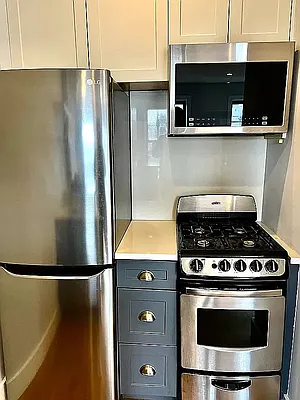 Rented by Pear NYC LLC | media 26