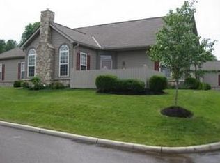 165 Reddington Village Ln, Newark, OH 43055
