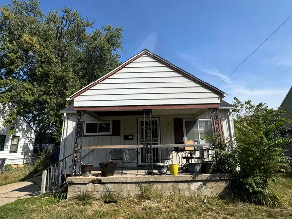 2714 Barth St, Flint, MI 48504