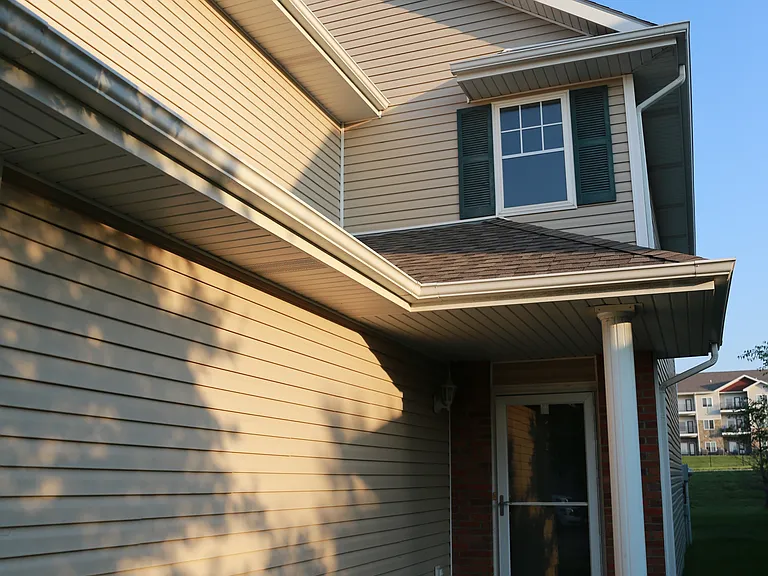 8941 Venice Ln — Photo 2
