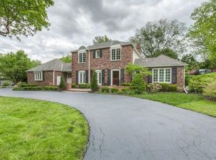 6409 Verona Rd, Mission Hills, KS 66208