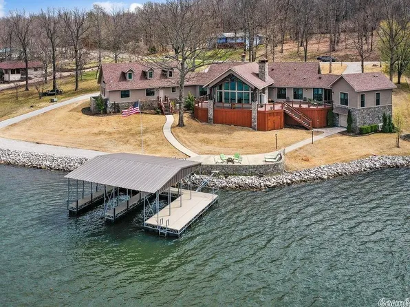 720 S Shore Dr, Horseshoe Bend, AR 72512