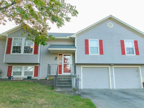 710 Brookside Dr, Warrensburg, MO 64093