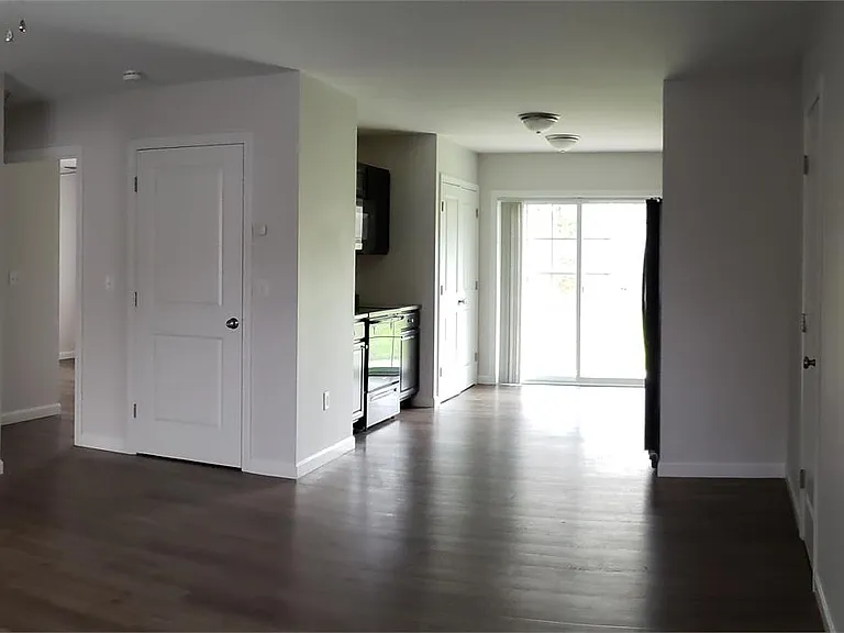 40 Horseback Rd #7 — Photo 8