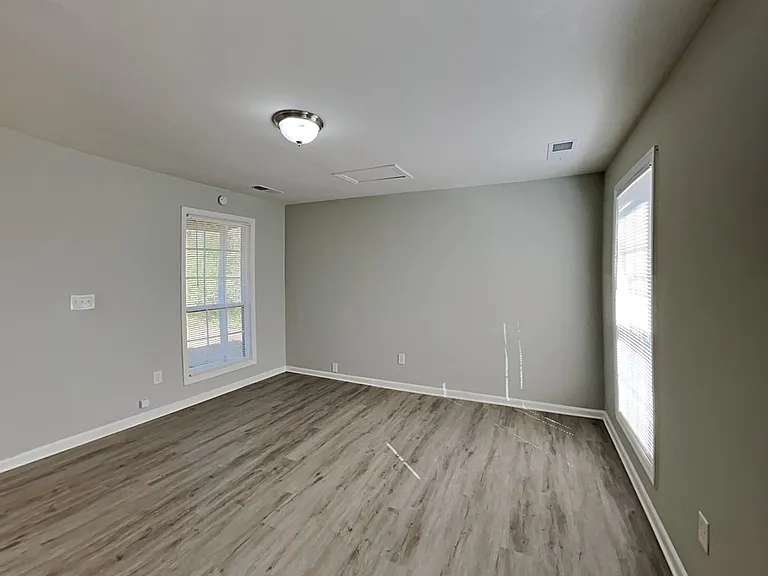 2611 Lake Harbin Rd — Photo 8