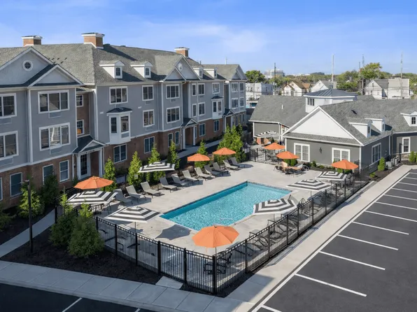 The Rail at North Bergen, 4828 Tonnelle Ave Unit 3303, North Bergen, NJ 07047