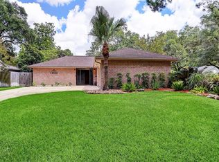 10002 Wickersham Ln, Houston, TX 77042