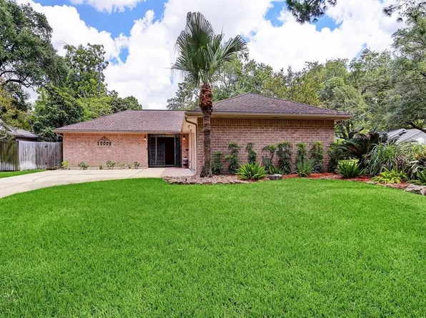 10002 Wickersham Ln, Houston, TX 77042