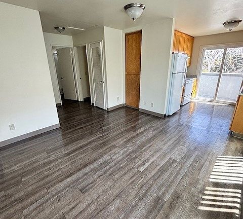 4th image of 7109 Eastman St APT 2