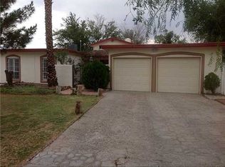 125 Serrania Dr, El Paso, TX 79932