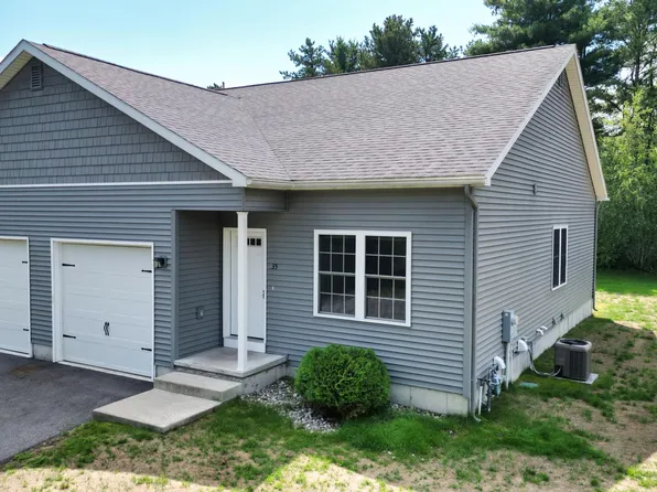 35 Smoke Ridge Road, Queensbury, NY 12804