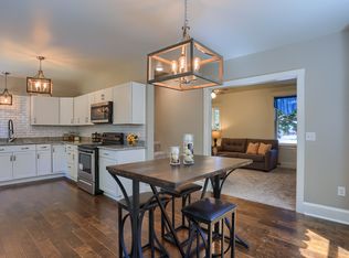 403 Cardinal Rd, Lititz, PA 17543