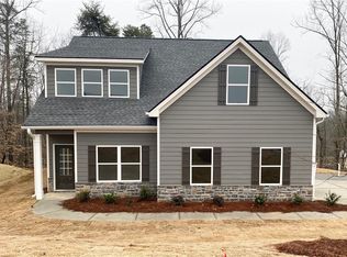 5862 Ridgedale Ct, Gainesville, GA 30506