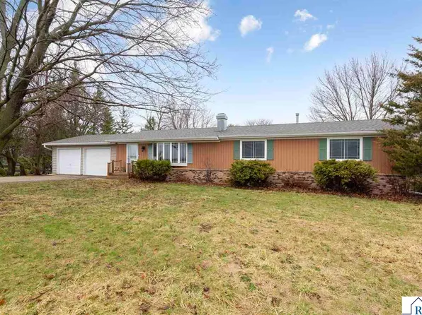 606 Riverdale Rd, Mankato, MN 56001